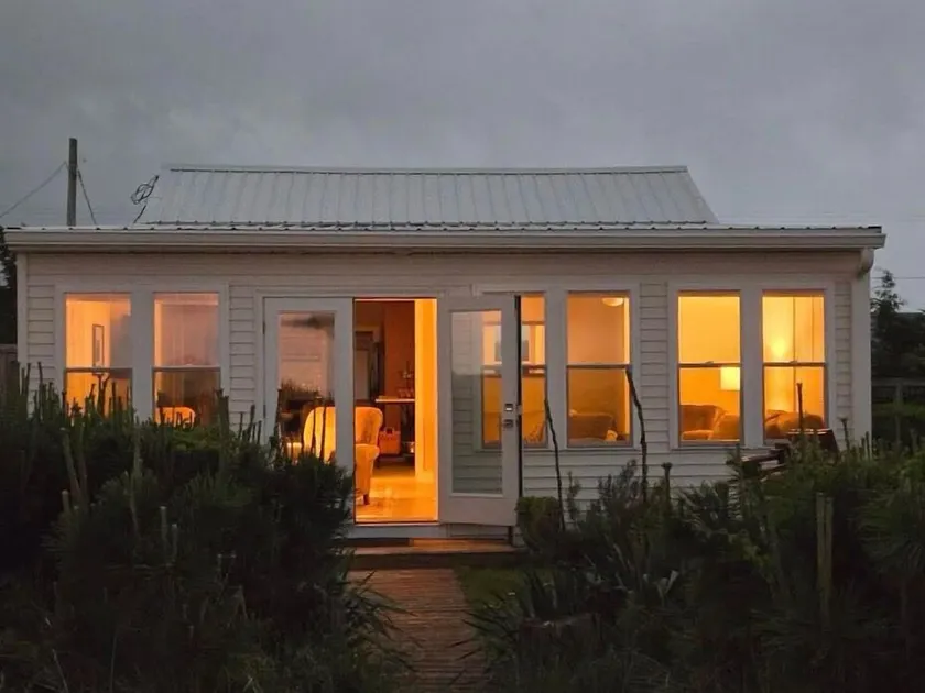 BEACHFRONT Cottage per famiglie Sand & Surf - Image 1