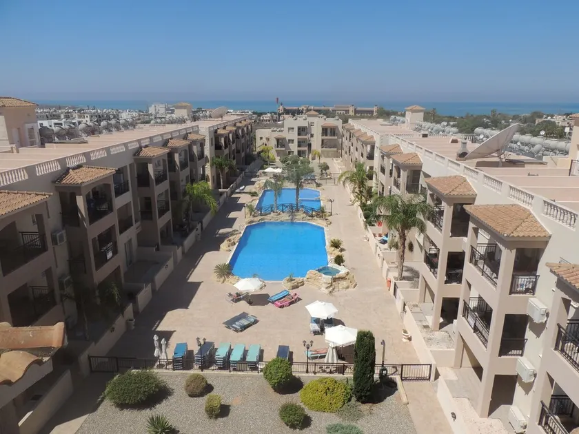Royal Sea Crest - Image 1