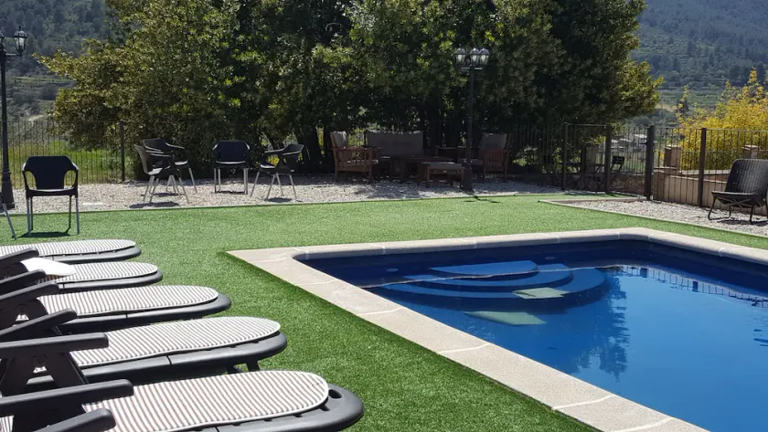 Rural house 3 with pool and garden with barbecues - Image 1