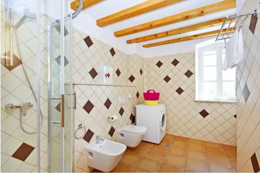Villa Dia by Villas Guide - Image 1