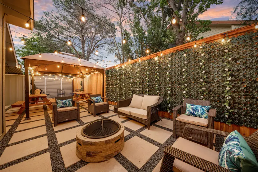 DISCOUNTED! Modern & luxury Home. TOTALLY RENEWED!! - Image 1