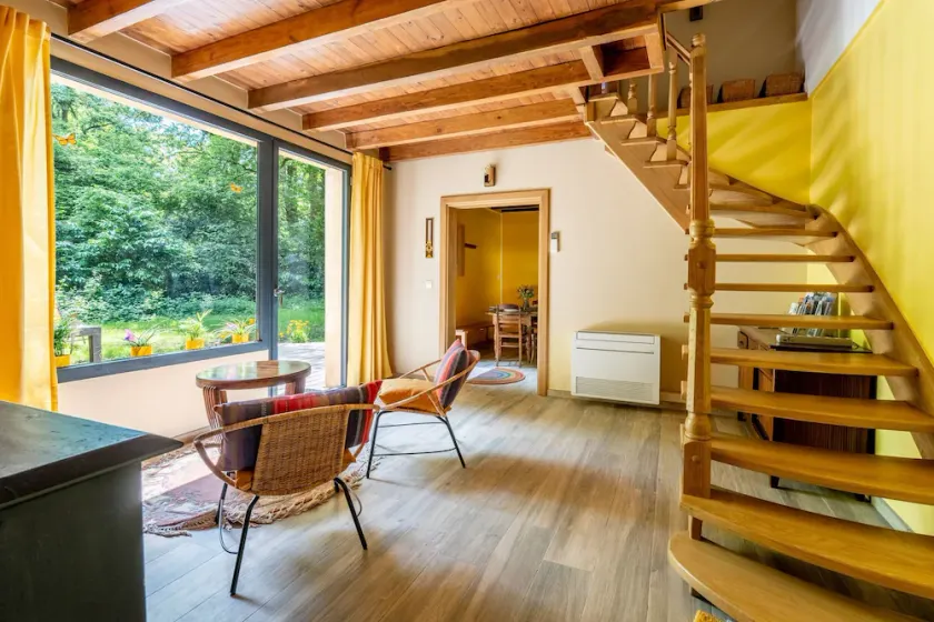 Forest Cottage 'Maison forestière Pleine Nature Kerdary' with Private Terrace, Garden & Wi-Fi - Image 1