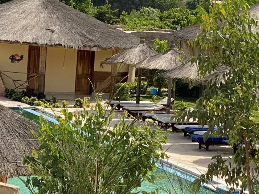 Hotel & Campement du Lac Rose - Image 1