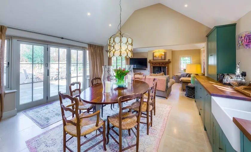 Boutique house in the South Downs near Arundel - Image 1