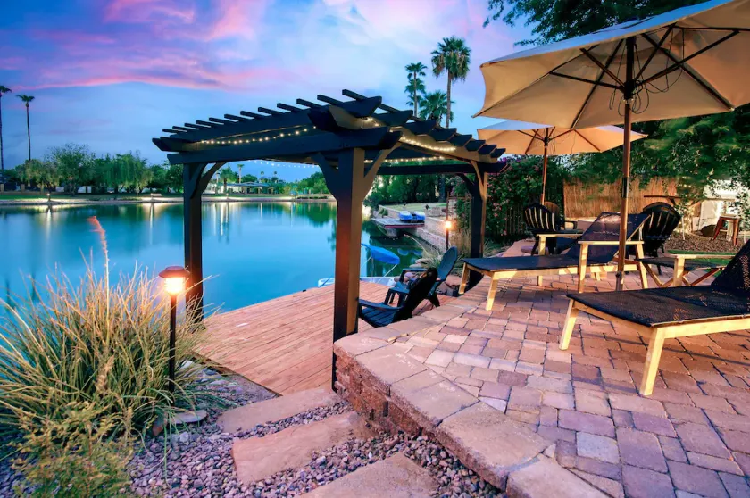 Lake Front Paradise, Pool and Hot Tub-Bubbly - Image 1