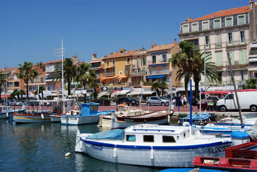 BANDOL Center Havn & Plage - VILLA 97 m² på 800 m² lukket jord. - Image 1