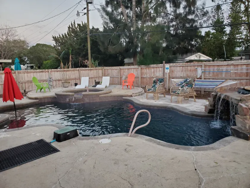 Serene Oasis: Saltwater Pool Home near KSC and Cocoa Beach\" - Image 1
