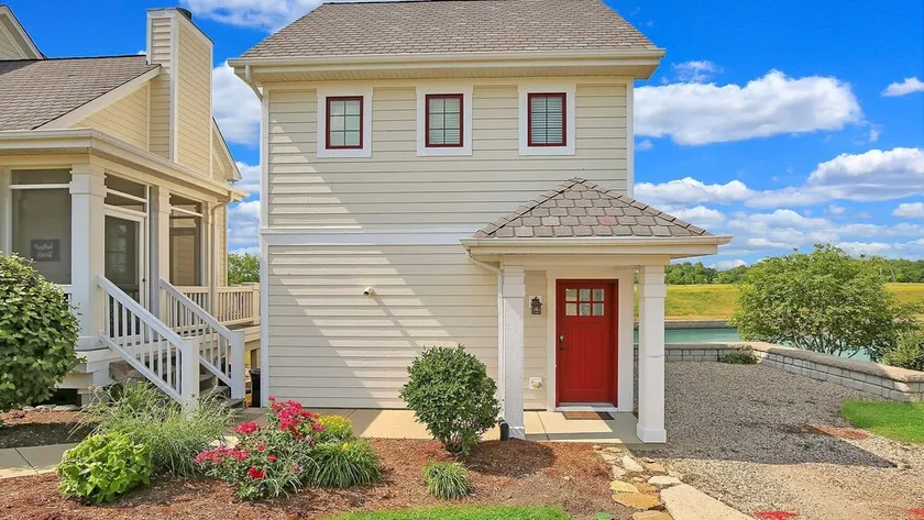 2 Great Loop West - River Resort Cottage Community in Starved Rock Country - Image 1
