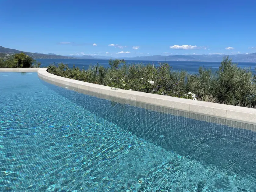 Luxury Villa with Private Swimming Pool & Sea View - Image 1