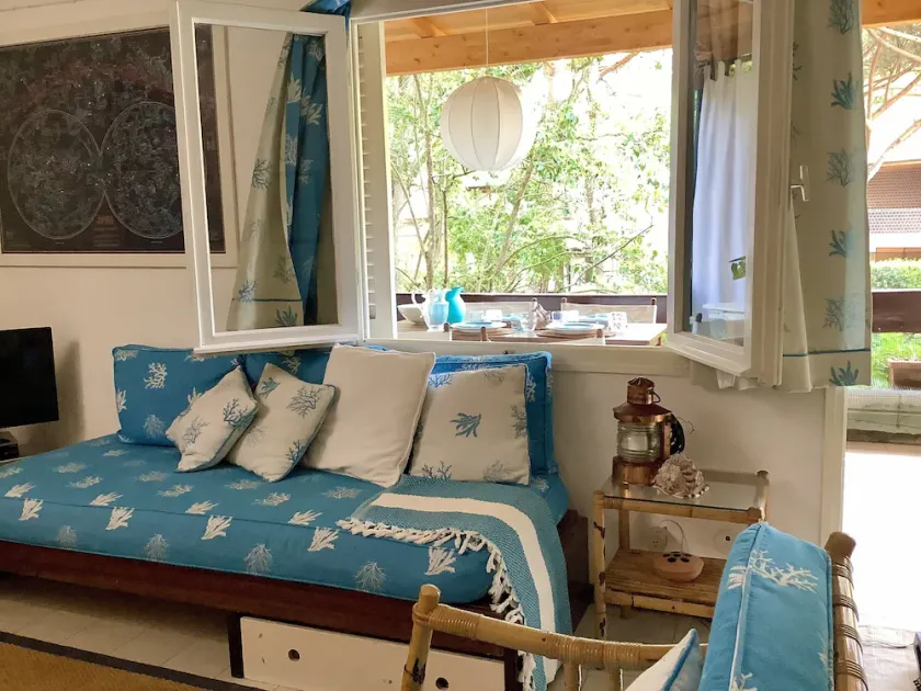 Komfortable und elegante Wohnung mit grünen Terrassen - Image 1