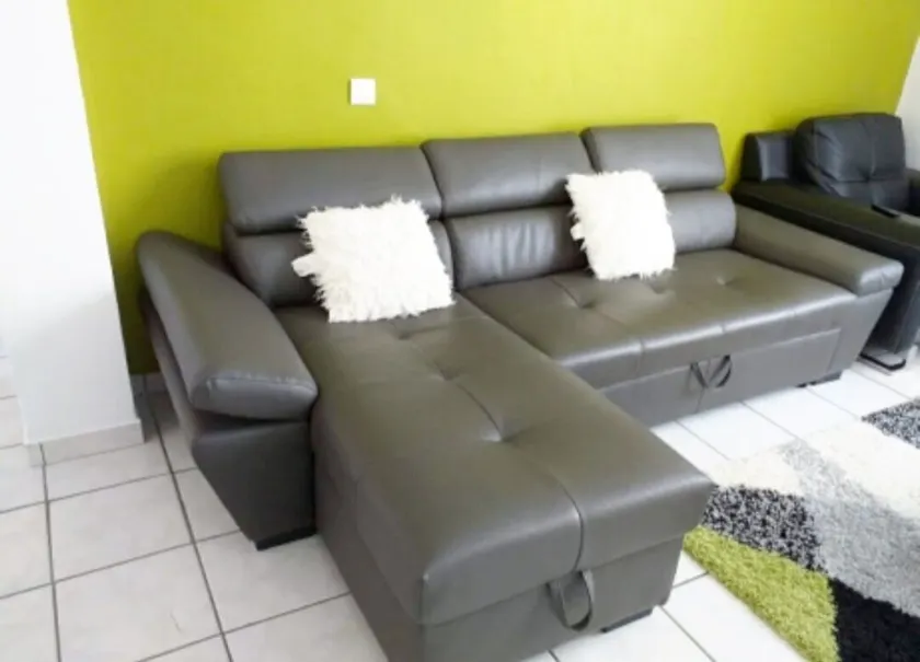 Appartement  5 pièces confortable - Image 1