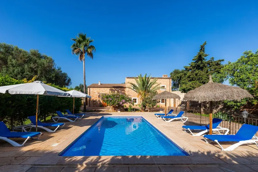 Villa \"Cas Verros\" avec vue sur les montagnes, piscine & Wi-Fi - Image 1