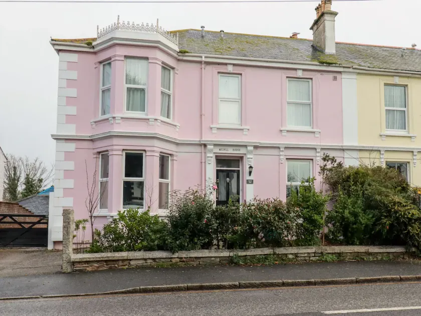 MELVILL HOUSE, pet friendly, character holiday cottage in Falmouth - Image 1