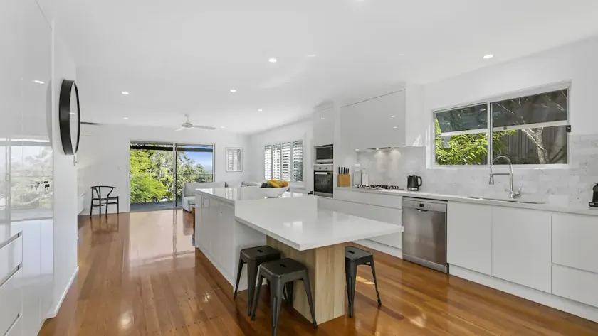 21 Nairana Rest Noosa Heads - Image 1