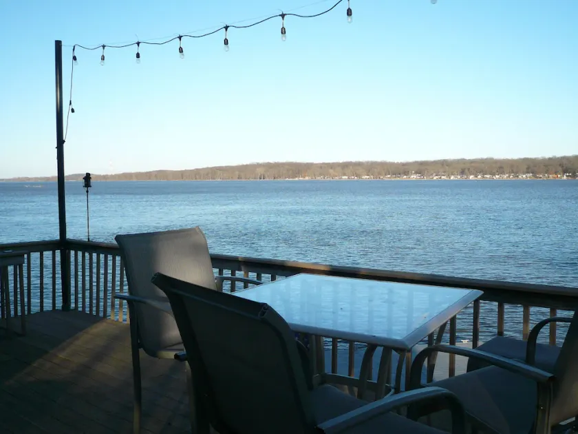 Relax On The Mississippi River Near LeClaire - Image 1