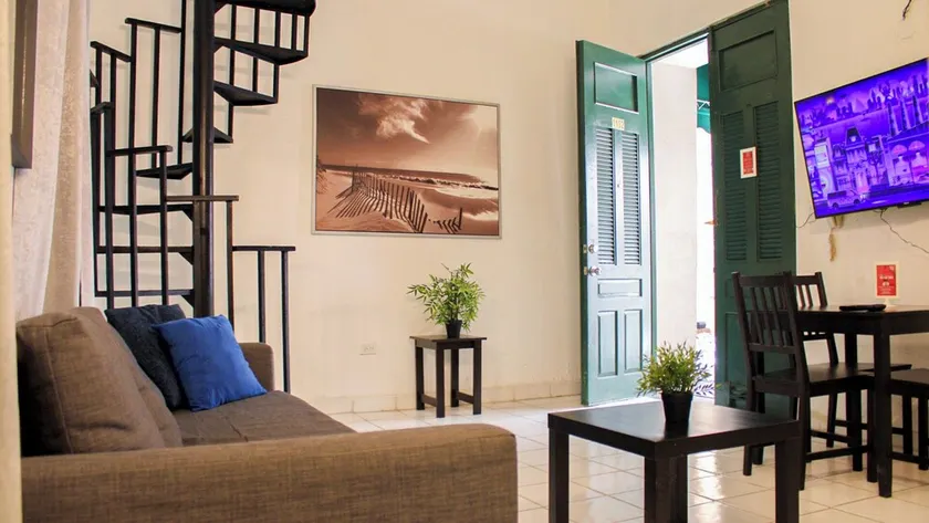 Hermoso Apartamento en Ponce con wifi y roku cerca de la plaza - Image 1