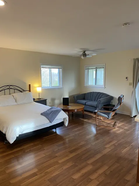 Peaceful country studio apartment. - Image 1