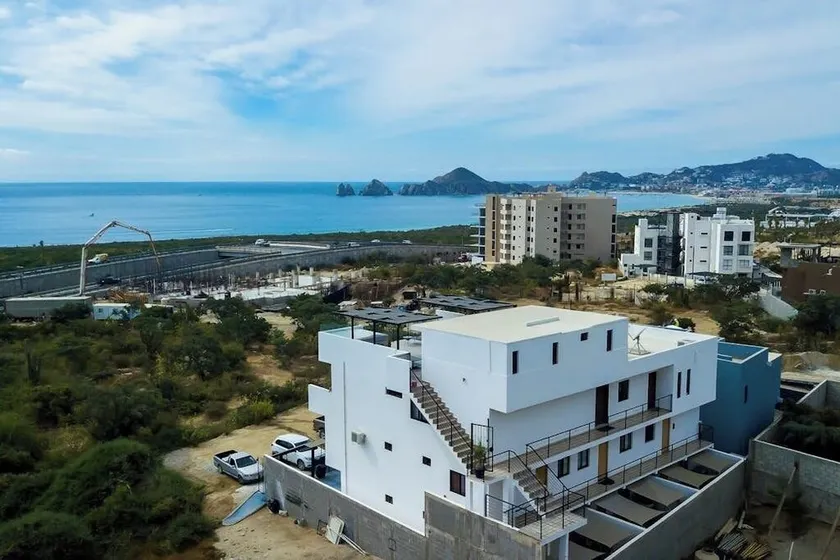 Ocean View Condo With Scenic Balcony, Well-equipped Kitchen, Internet & W/D - Image 1