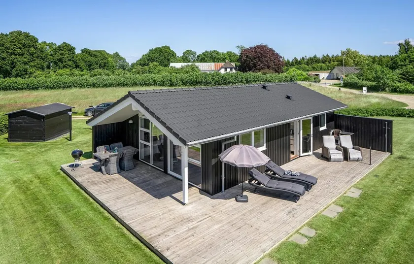 Lovely Home In Nordborg With Kitchen - Image 1