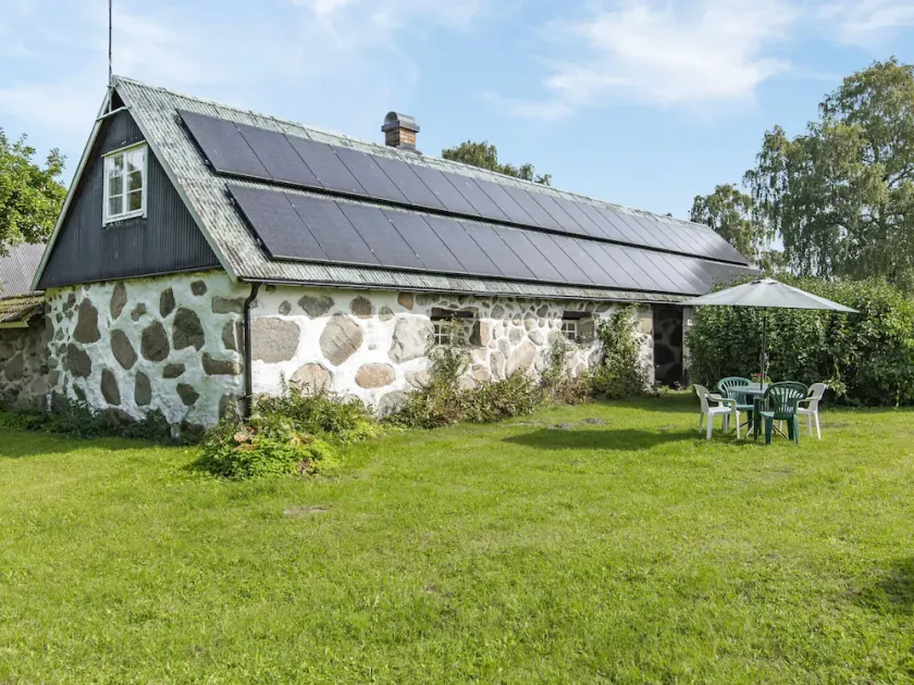 Holiday Home Västra Näs by Interhome - Image 1