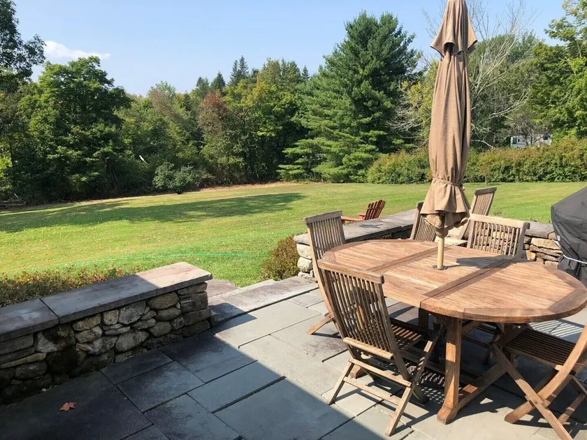 Charming 1870 cape cottage in Litchfield - Image 1