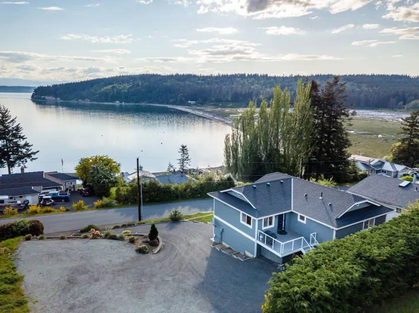 Elger Bay Retreat - Fantastisk udsigt / Wifi / Directv - Image 1