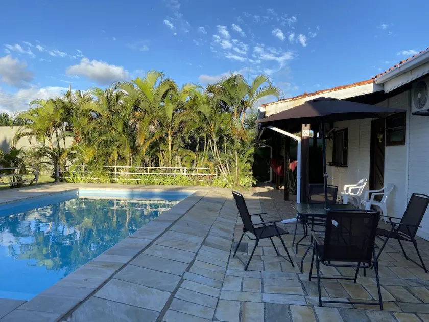 House in Cananéia with Pool and Barbecue - Image 1