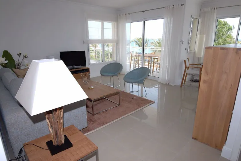 Royal Palm - Image 1
