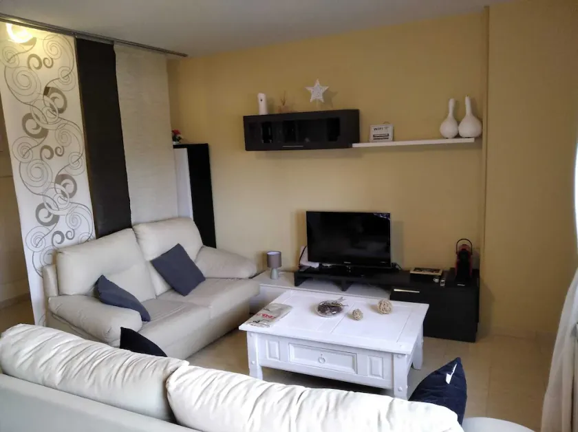 Acogedor Apartamento - Image 1