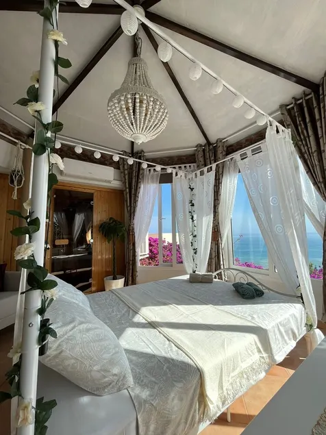 Casa Hermosa - Image 1