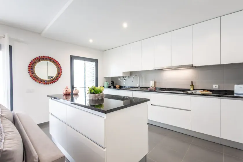 Martinha - by Smarthomes - Image 1