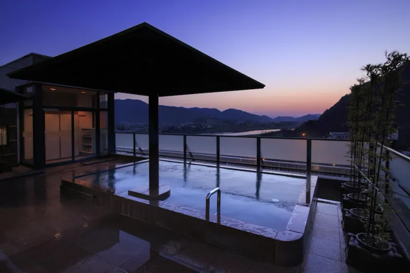 Hotel Park - Image 1