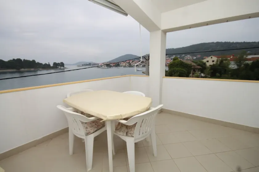 Apartments by the sea Preko, Ugljan - 8515 - Image 1