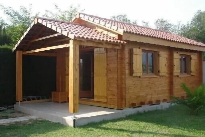 Deux pièces  sur les hauteurs de Nice : Petit chalet avec jardin privatif . - Image 1