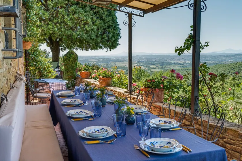 Tuscany Villa with Breathtaking View at Dotholiday - Image 1