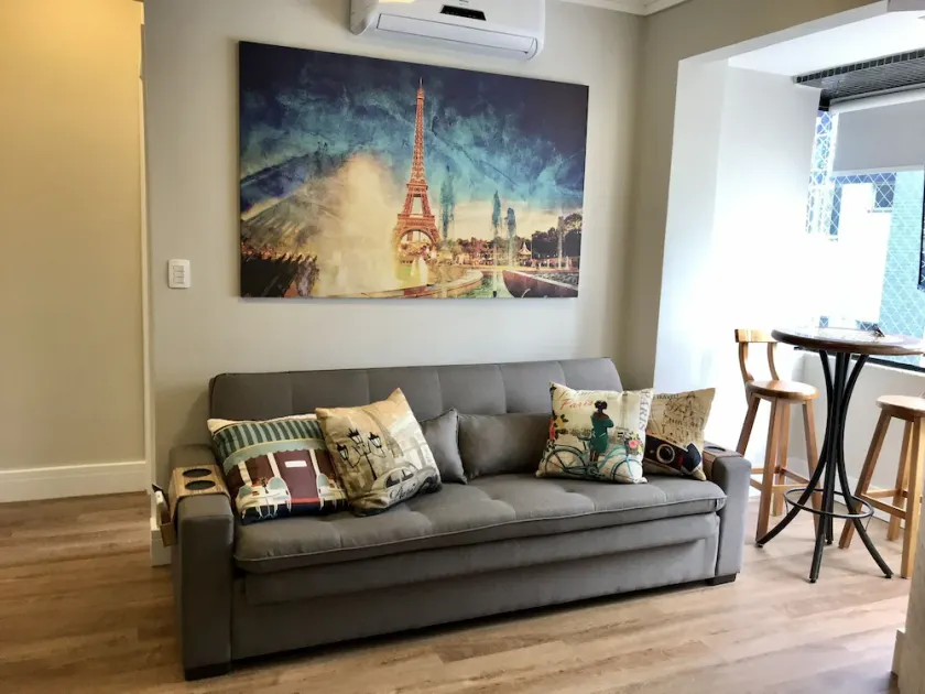 Paris apartment, 1 bedroom, BC center. Impeccable.<br> - Image 1