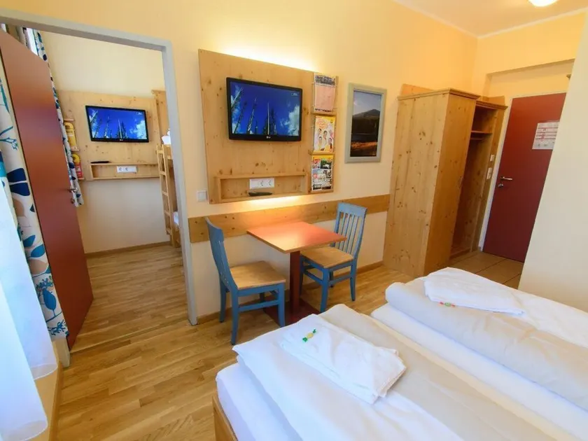 Apartamento con 2 habitaciones - JUFA Hotel Lungau - Image 1
