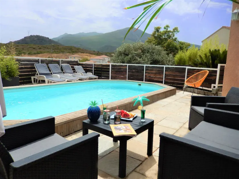 Beautiful house with swimming pool terraces garden air conditioning wifi 10' from the sea - Image 1
