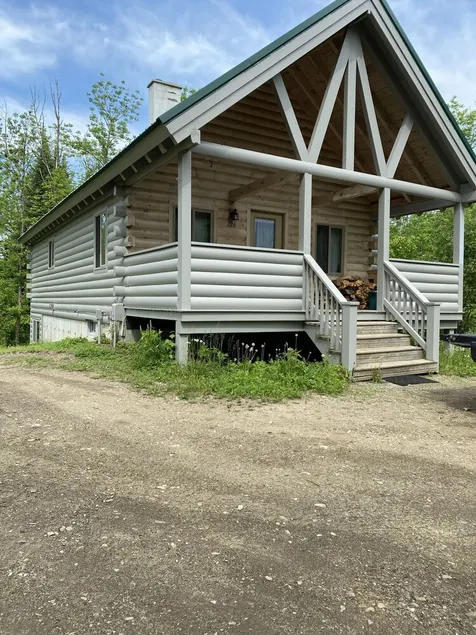 Log cabin~hiking, hunting, skiing, with direct snowmobile trail access. - Image 1