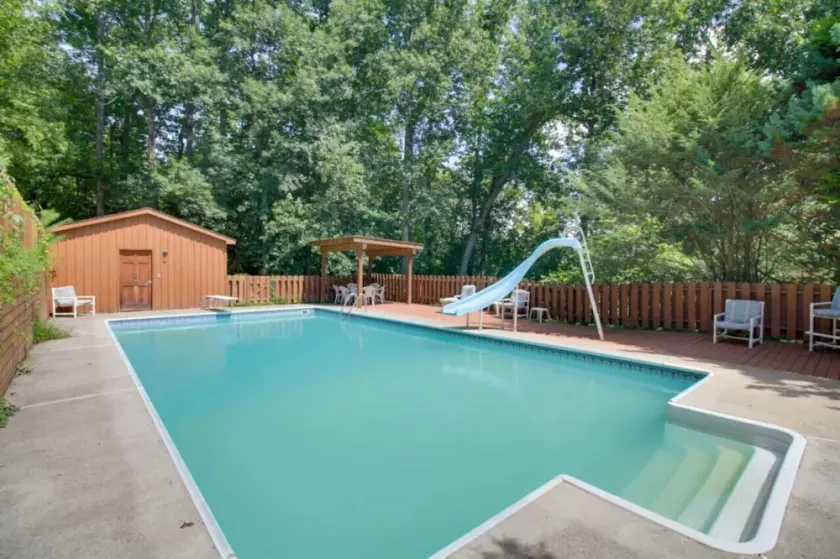 Mountain Lodge - Heated Pool 83 Degrees - Image 1