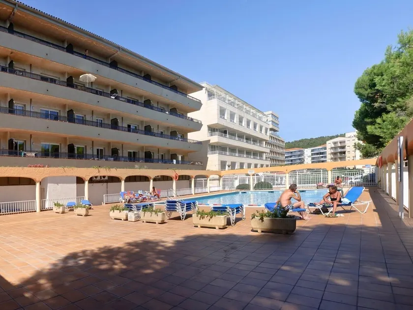 APCOSTAS La Pineda / Two Bedrooms - Image 1