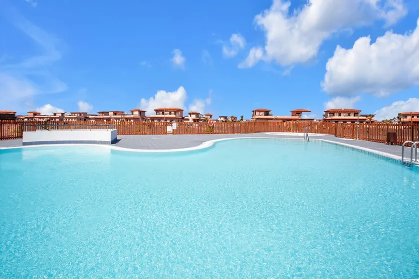 Villa per vacanze 'Manuela' con vista montagna, piscina condivisa e Wi-Fi - Image 1