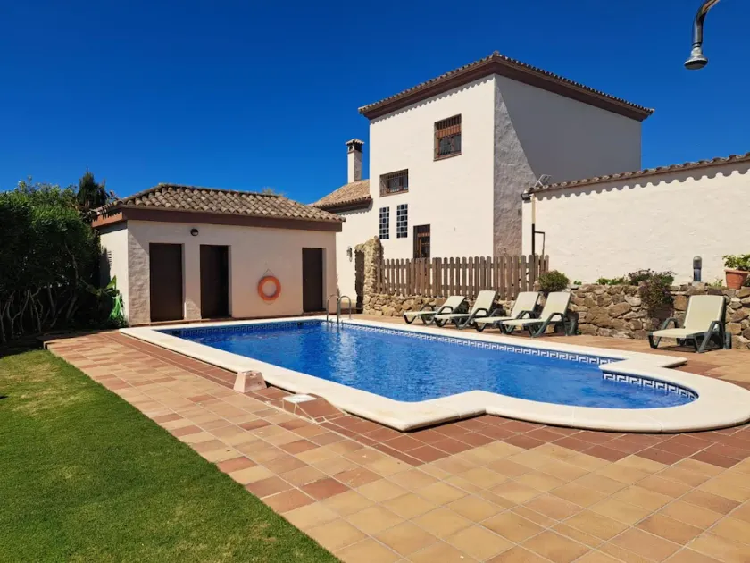 grande piscine privée, superbes vues, équipement de haute qualité, internet - Casa Tomary à Roche Viejo - Image 1