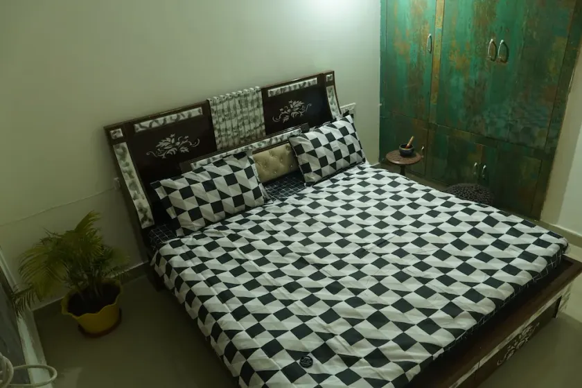 hyumomn Studios | Premium Stay Guaranteed - Image 1