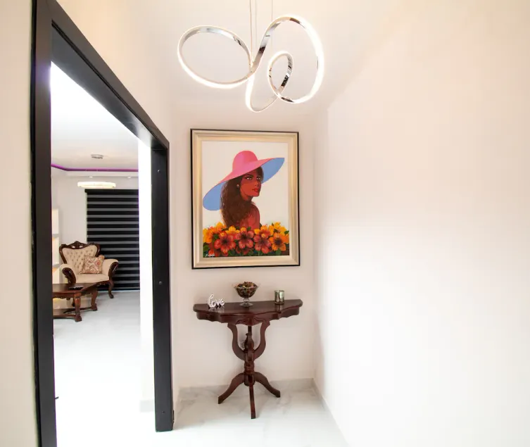 HERMOSO PENTHOUSE EN RESIDENCIAL LAS CAYENAS - Image 1