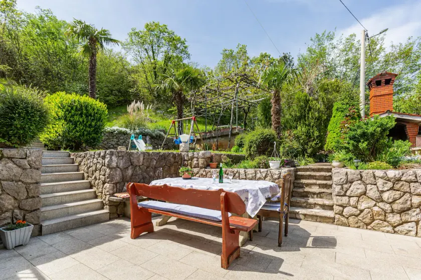 Apartamento-estudio con una terraza Brsec, Opatija (AS-7796-b) - Image 1