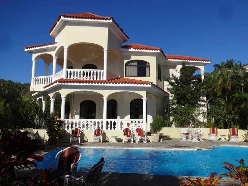 Villa Playamor, Luxury fully staffed beach villa including cook - Image 1
