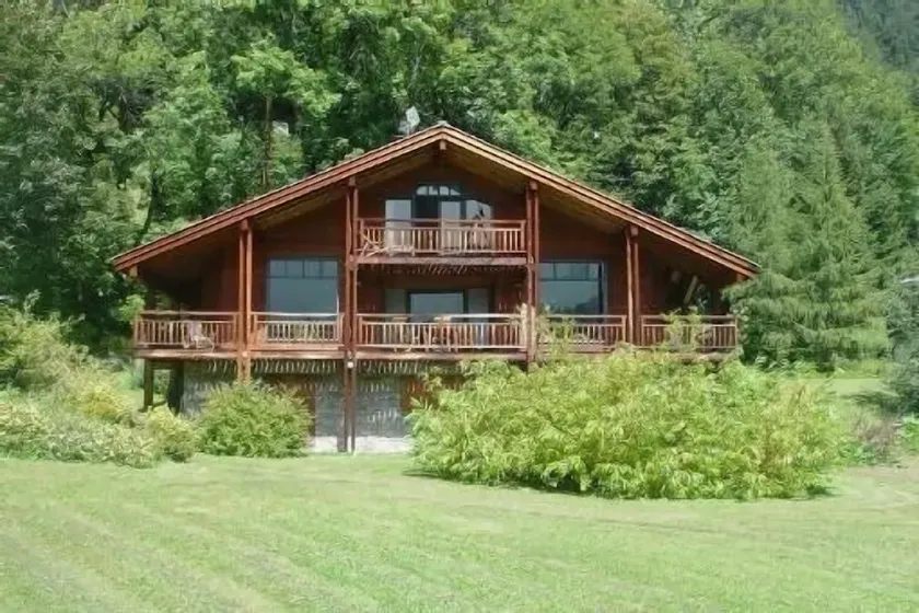 CONTEMPORARY CHALET IN ARGENTIERE - Image 1