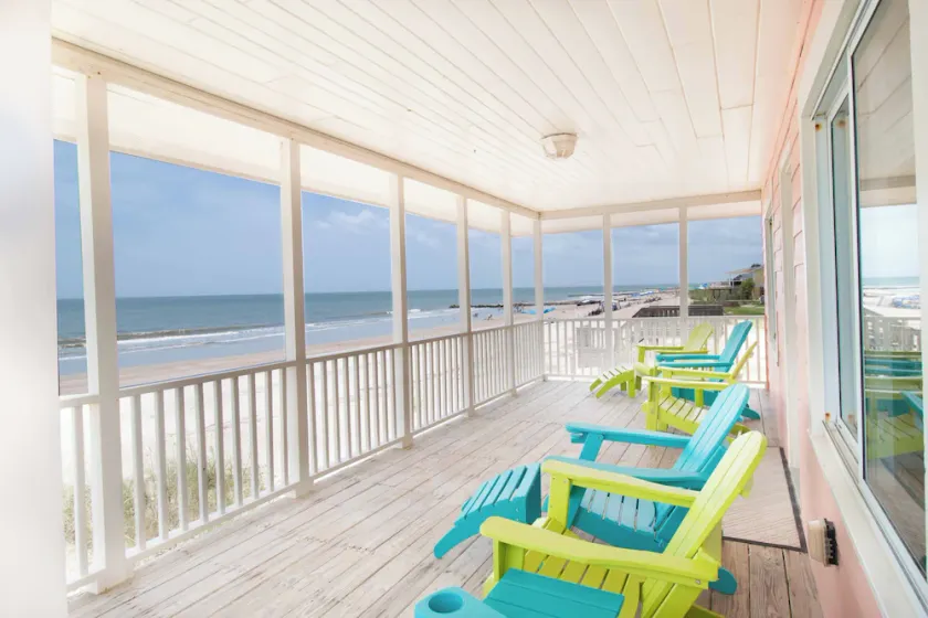 Barefoot Bungalow - Image 1
