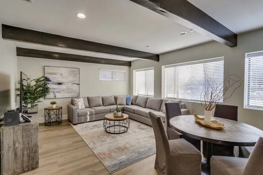 Spacious Home: Perfect 4 Families, Garage Parking - Image 1